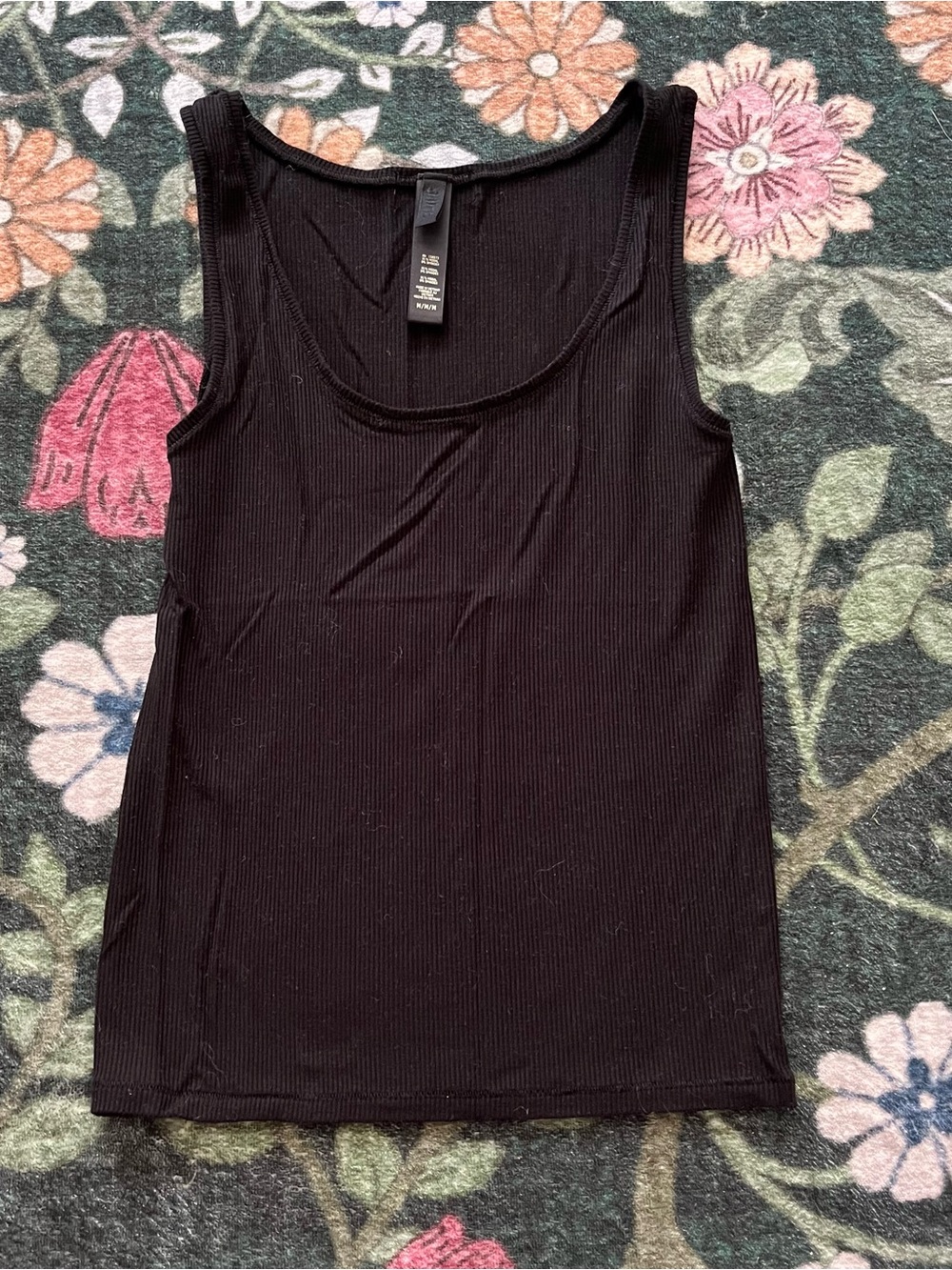 🎀 Skims Ribbed Scoop Neck Tank Top 🎀